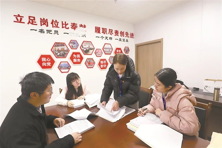 fcaa2769e9a4d1c76f87daba5a6ba8df.jpg